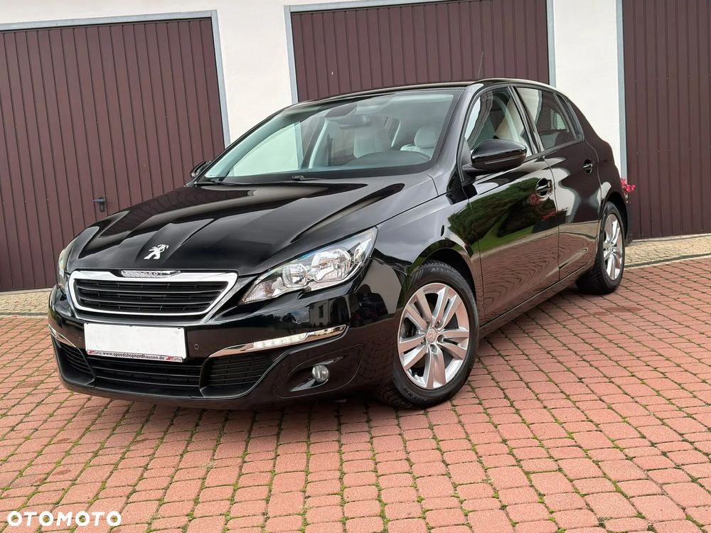 Peugeot 308 - 8