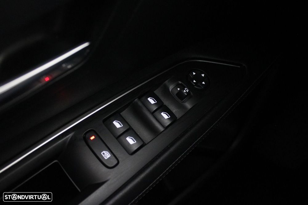 Peugeot 3008 - 28