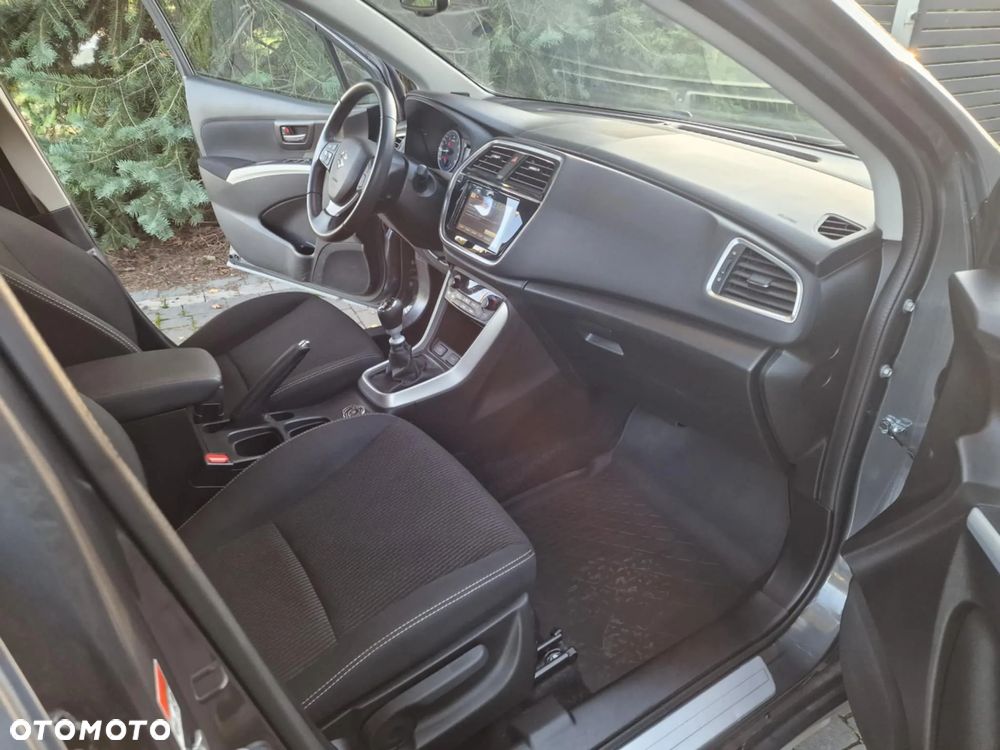 Suzuki SX4 S-Cross - 4