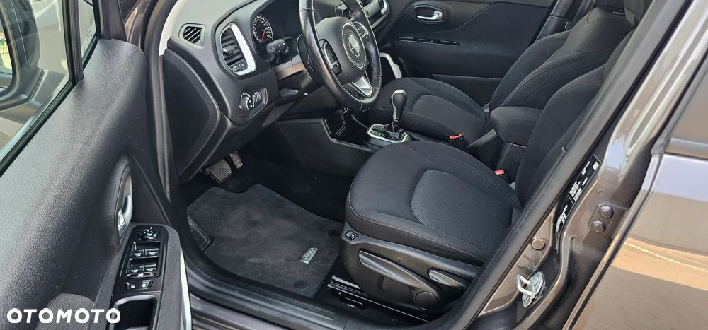 Jeep Renegade 1.6 MultiJet DSG Longitude - 8