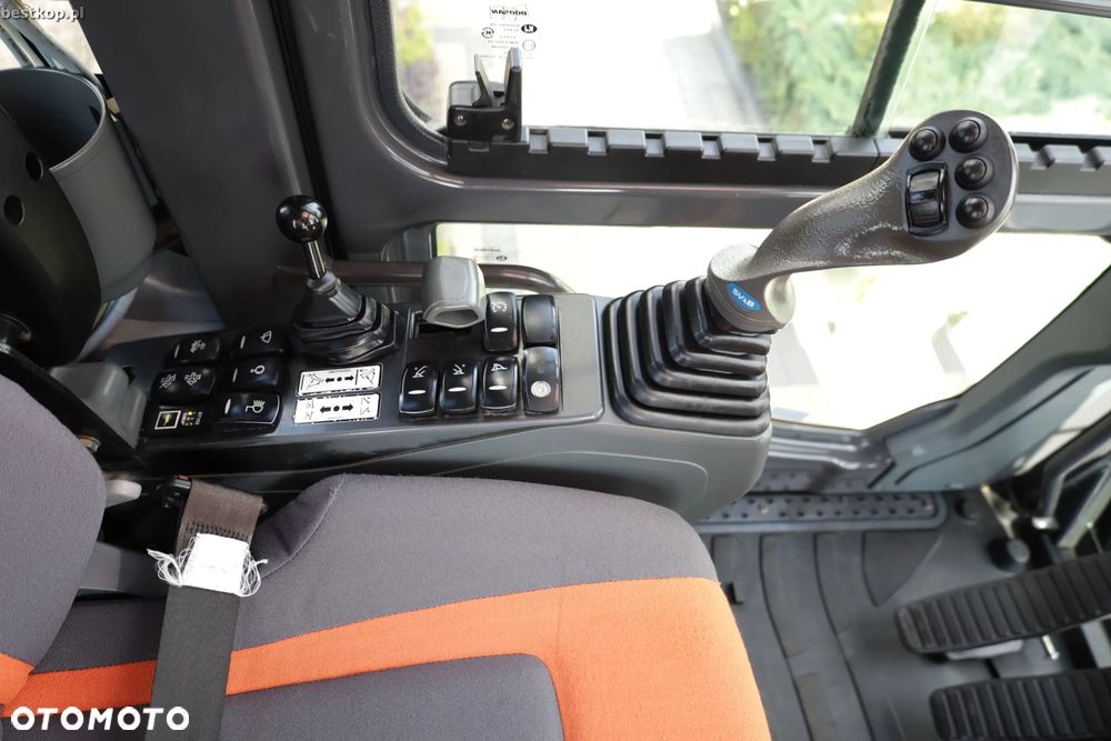 Doosan DX170W-5 - 29