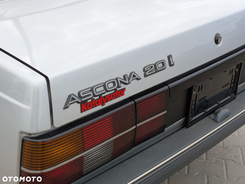 Opel Ascona - 9