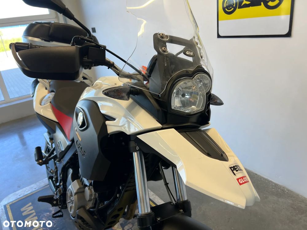 BMW G - 24