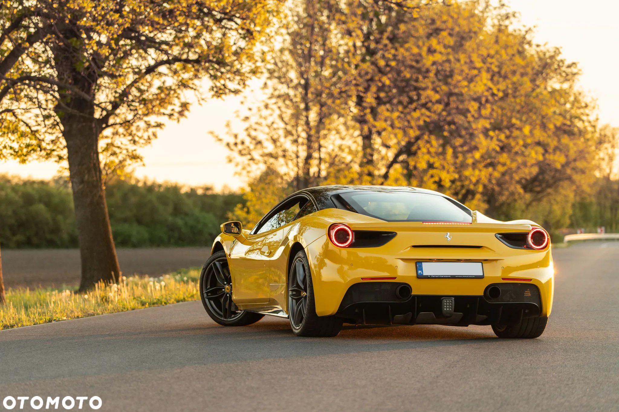 Ferrari 488 - 1