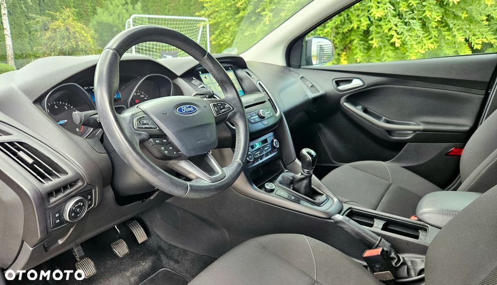 Ford Focus - 19