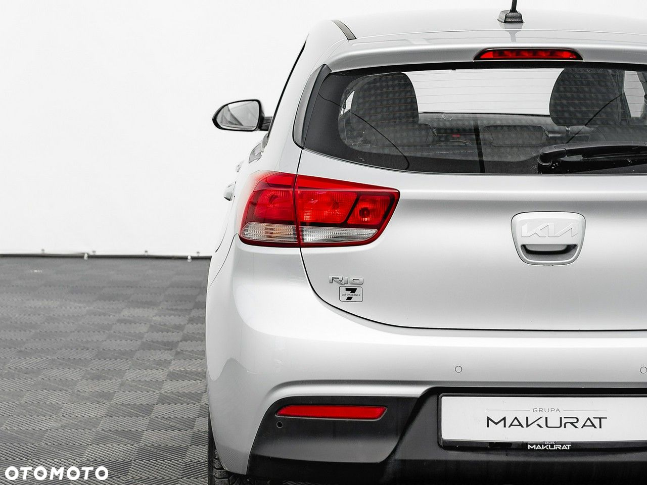 Kia Rio 1.2 M - 12