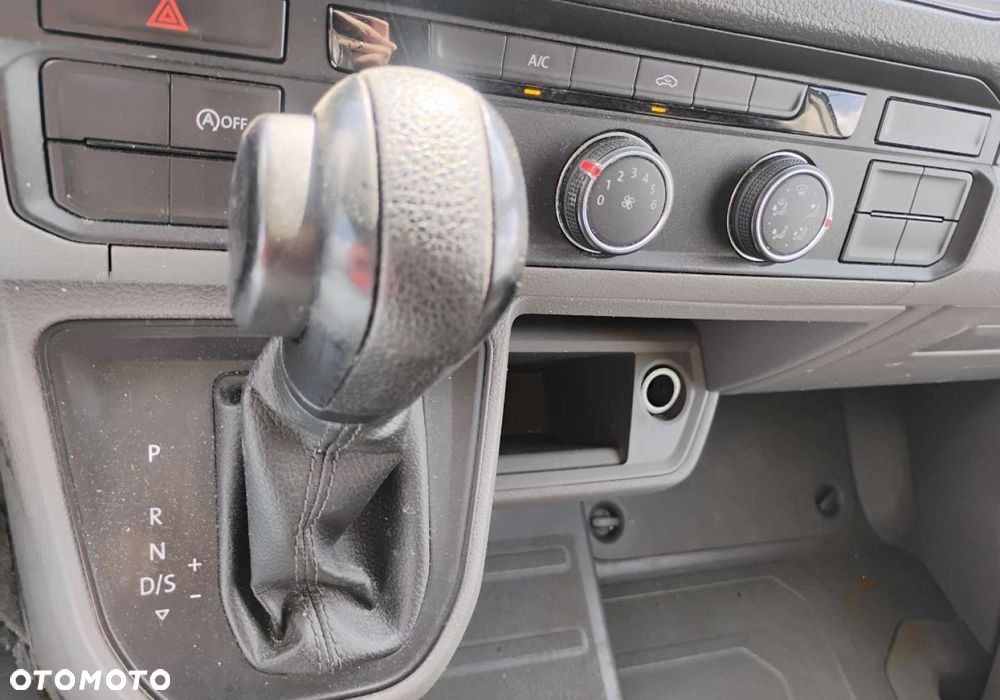 Volkswagen CRAFTER - 19