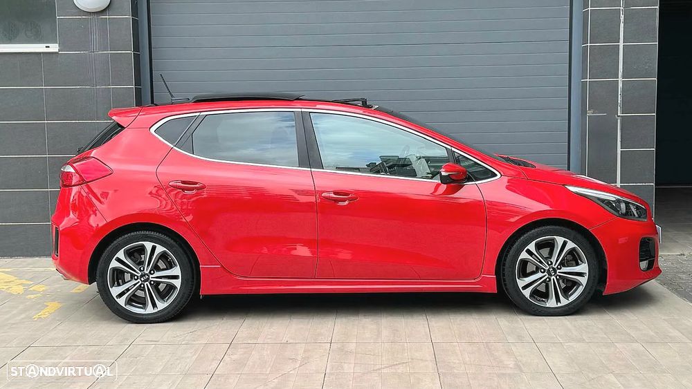 Kia Ceed 1.6 CRDi GT Line - 25