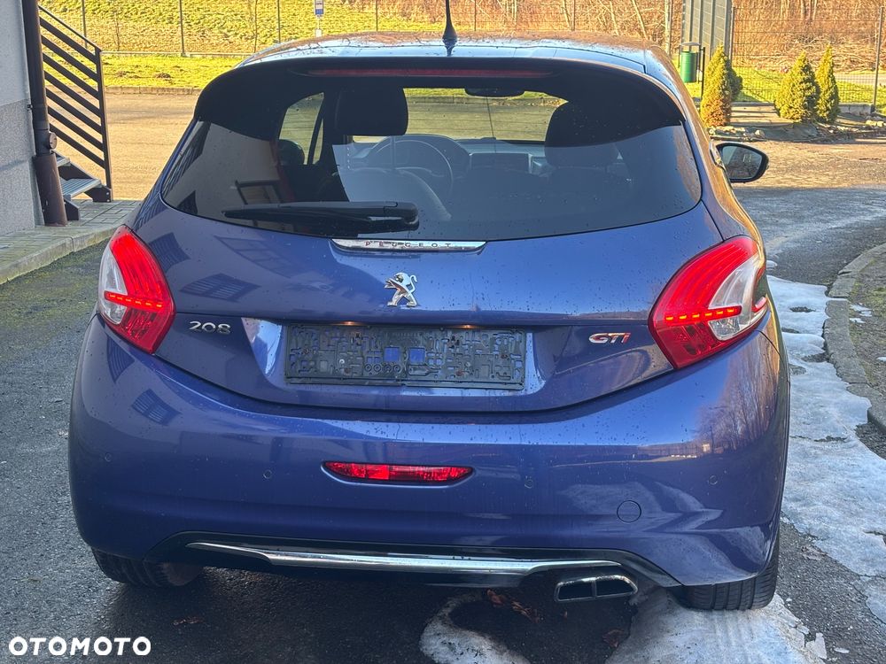 Peugeot 208 1.6 THP GTi - 11