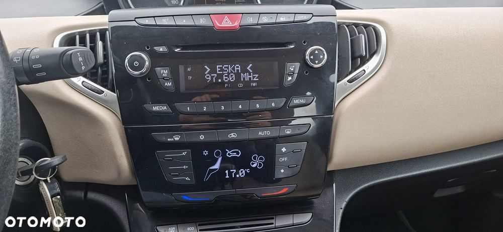 Lancia Ypsilon Y 0.9 TwinAir Turbo 8V Automatik Platinum - 18