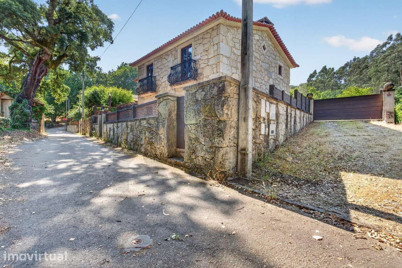 Moradia T3 junto ao Rio Vouga | Jardim, jacuzzi e vista Serra | Couto - Grande imagem: 2/33