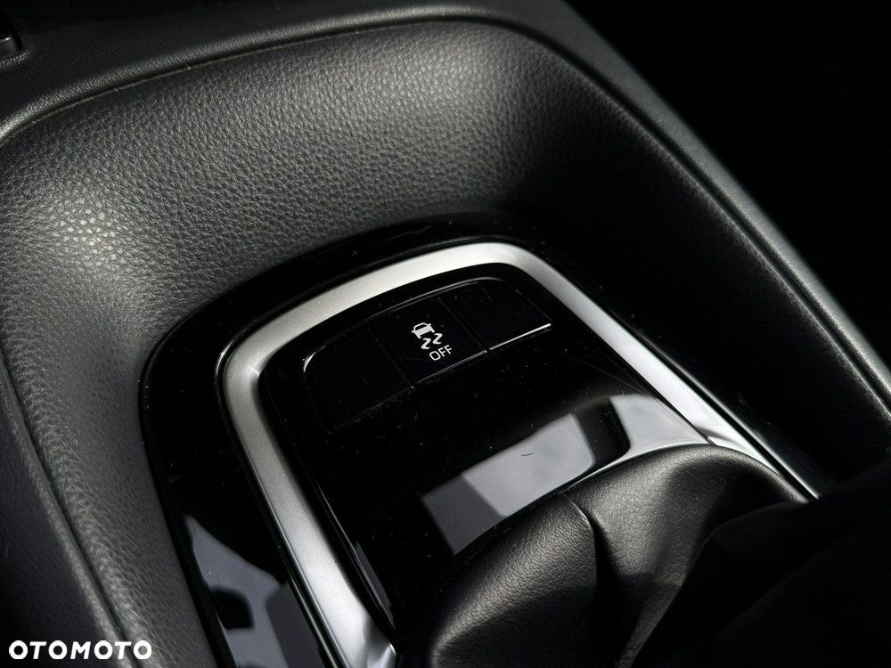 Toyota Corolla 1.5 Comfort - 28