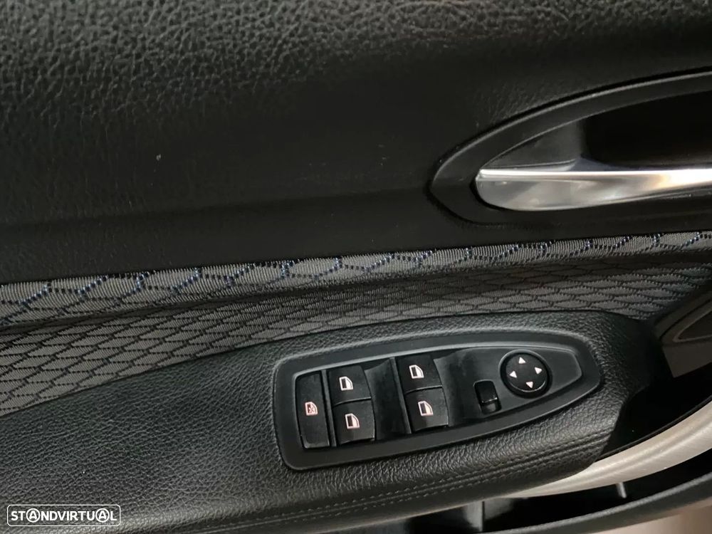 BMW 116 d Pack M Shadow Auto - 18