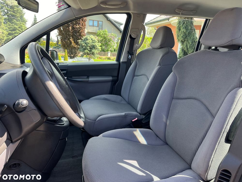 Peugeot 807 HDi 135 Style - 9
