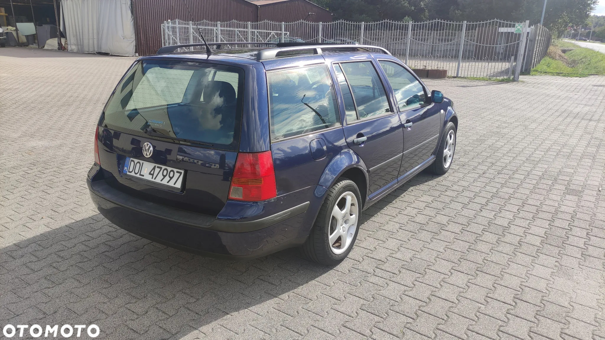 Volkswagen Golf - 5