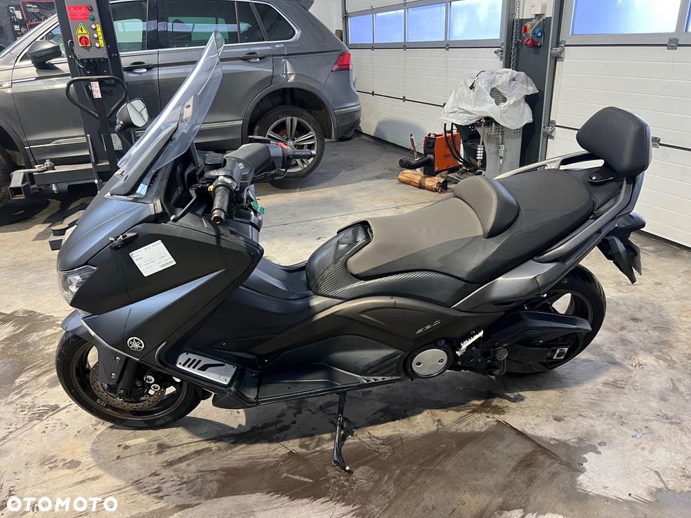 Yamaha Tmax - 2