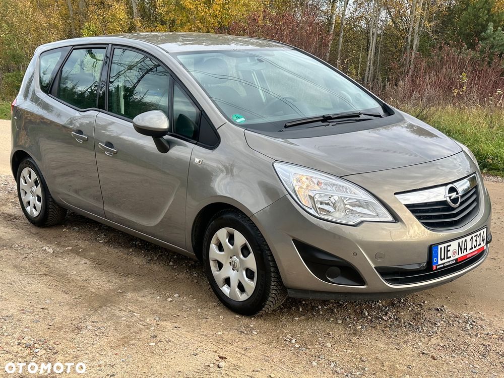 Opel Meriva 2012 photo 2