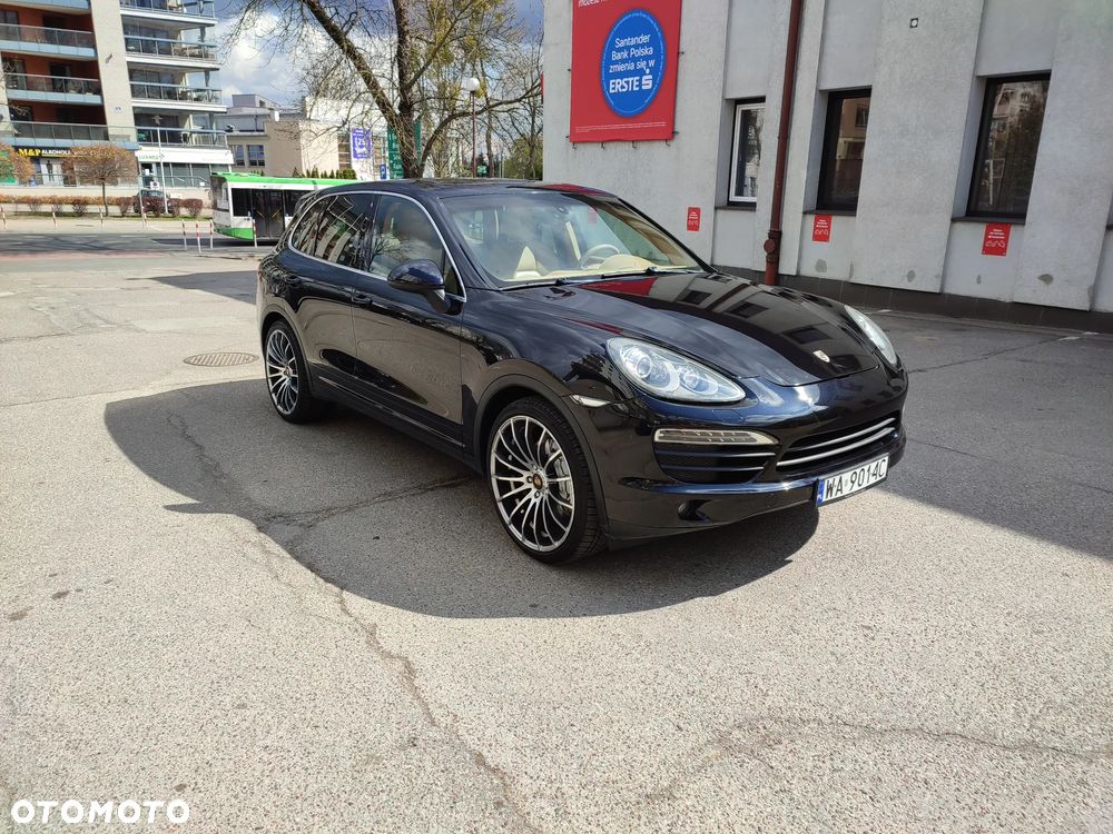Porsche Cayenne - 40