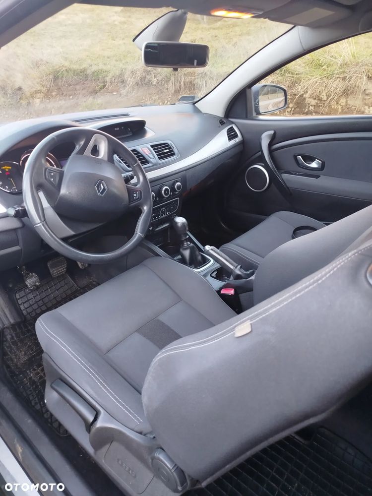 Renault Megane - 9