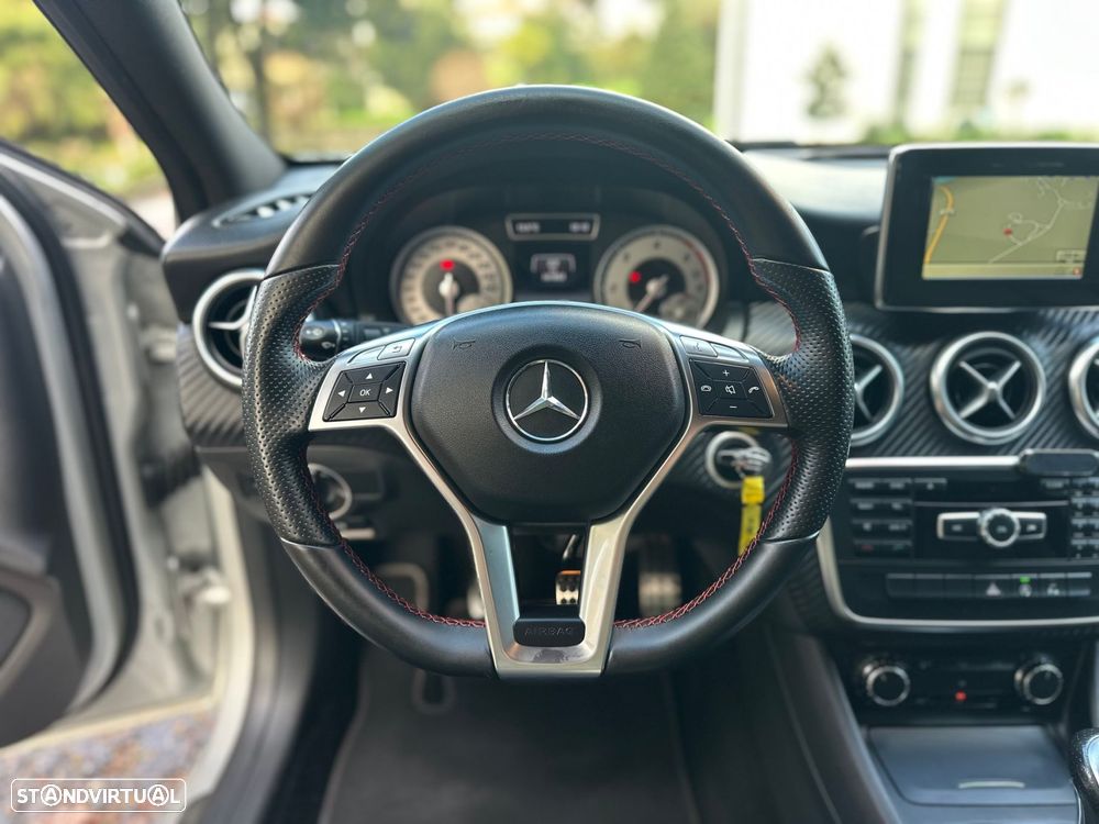 Mercedes-Benz A 180 d AMG Line - 7