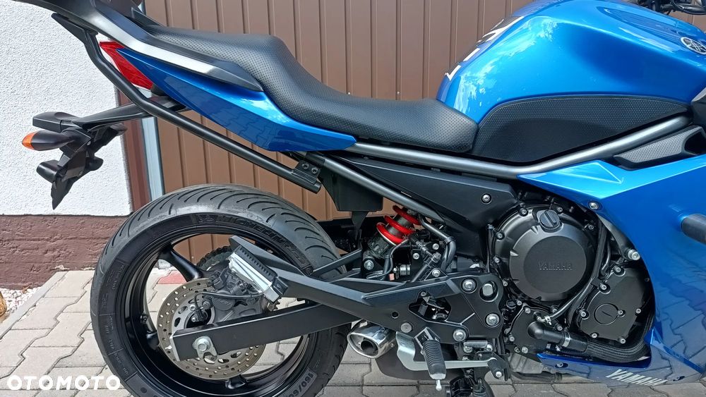 Yamaha XJ - 8