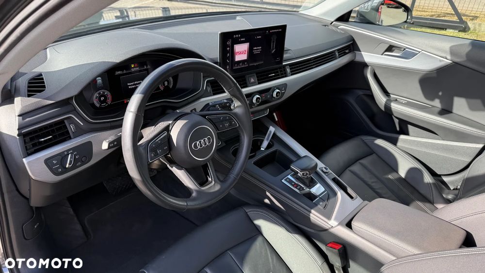 Audi A4 Avant 30 TDI S tronic S line - 29