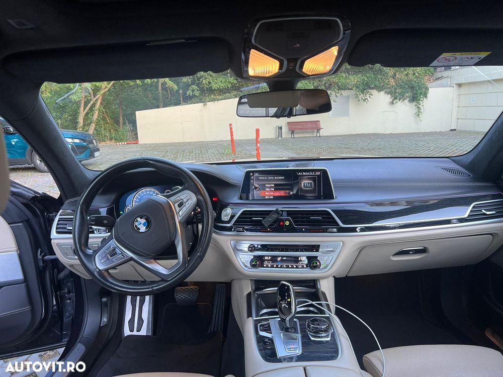 BMW Seria 7 750i xDrive Edition Exclusive - 14
