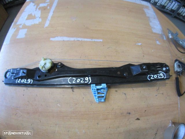 Elevador Sem Motor 40080521 FIAT DOBLO 2013 1.3 D MULTIJET 90CV 4P BRANCO FD FIAT DOBLO CARGO 2014 1.3 JTD 90CV 5P BRANCO FD - 1