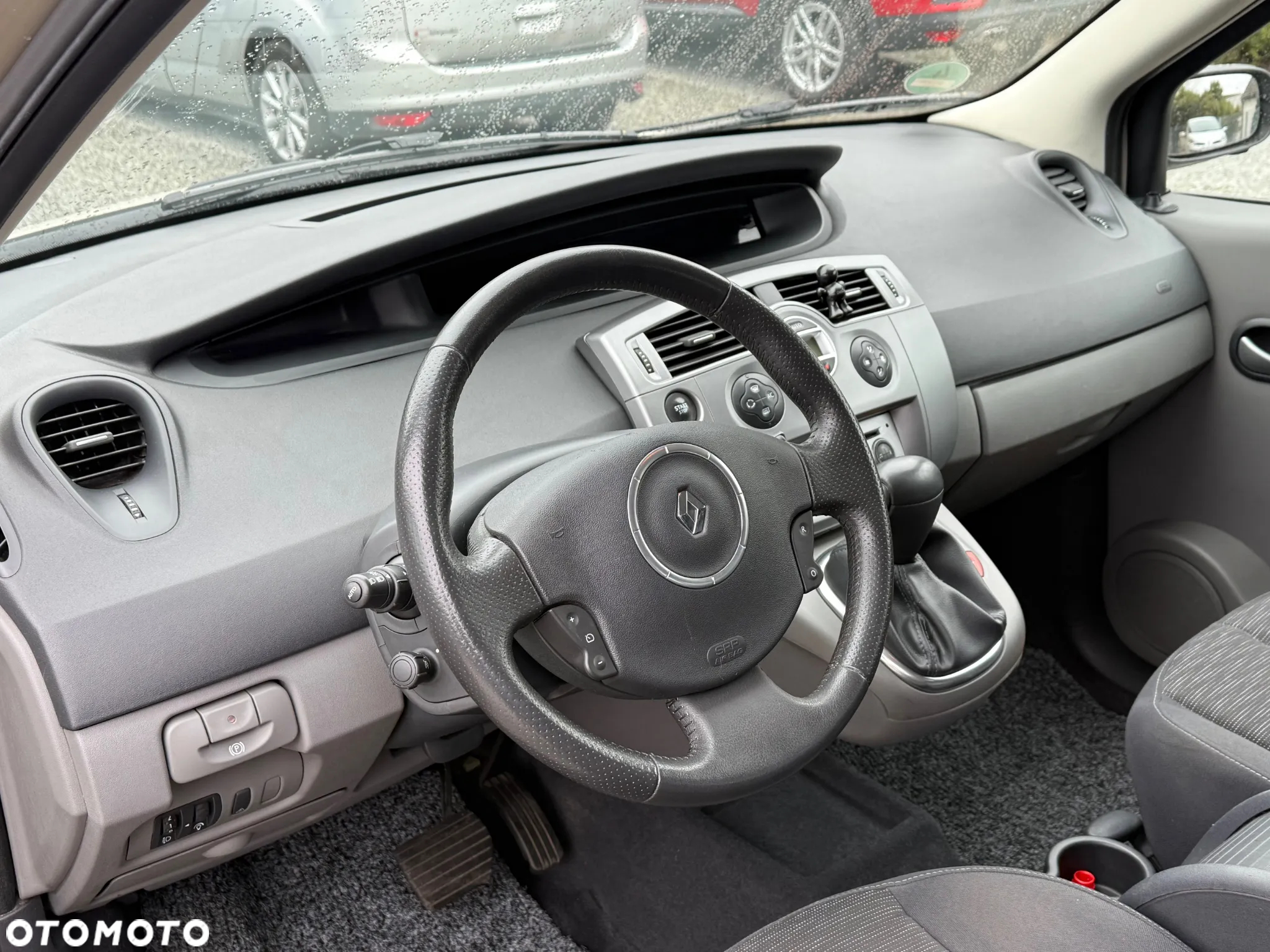 Renault Scenic 2.0 16V Dynamique - 18
