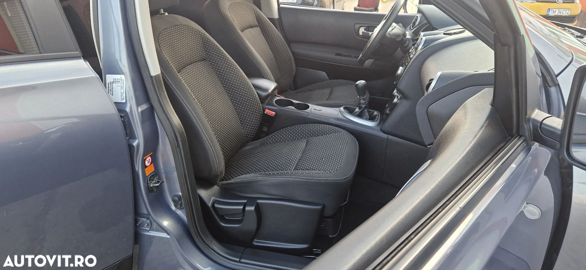 Nissan Qashqai 1.5 dCi DPF acenta - 14