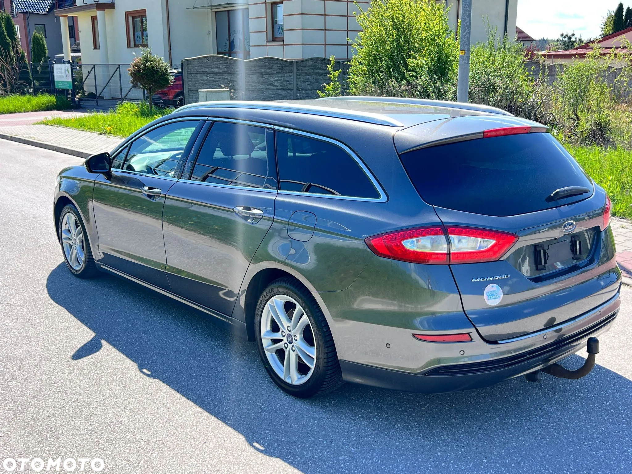Ford Mondeo Turnier 2.0 TDCi Start-Stopp PowerShift-Aut Titanium - 12