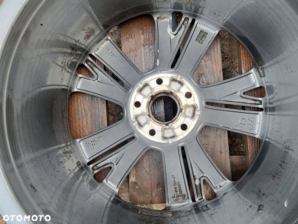 Oryg. Peugeot RCZ 9800684277 8.5j 19 et27 5613 - 2