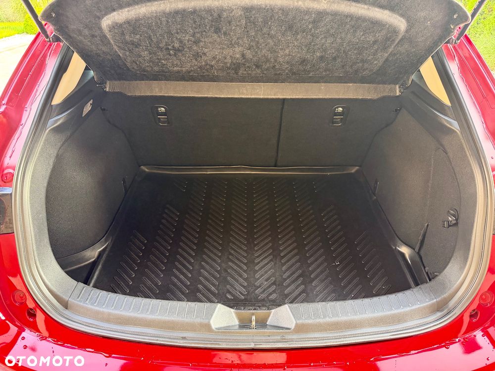 Mazda 3 1.5 Skymotion - 9