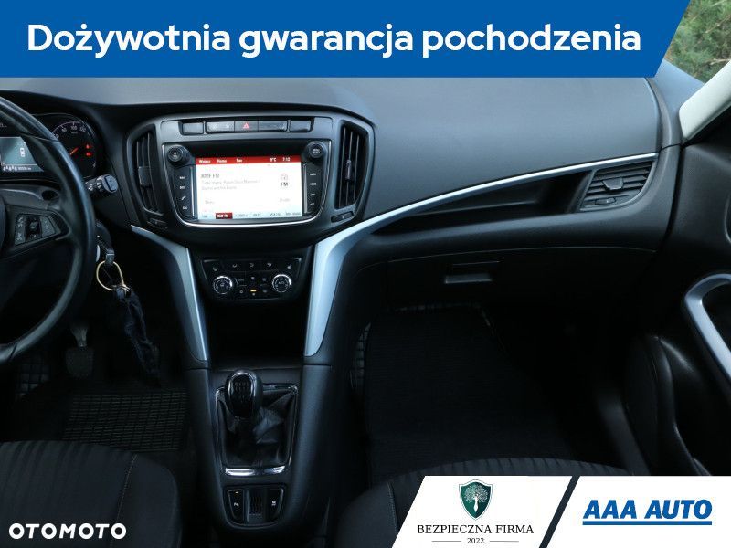 Opel Zafira - 10