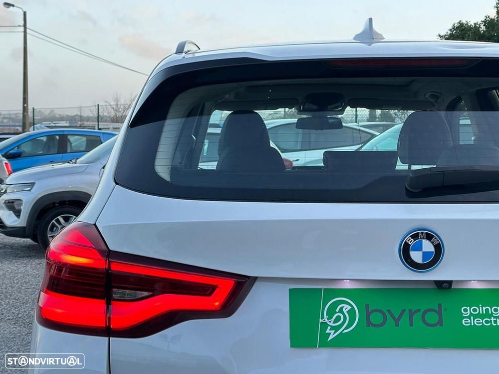 BMW iX3 M Sport Inspiring - 9