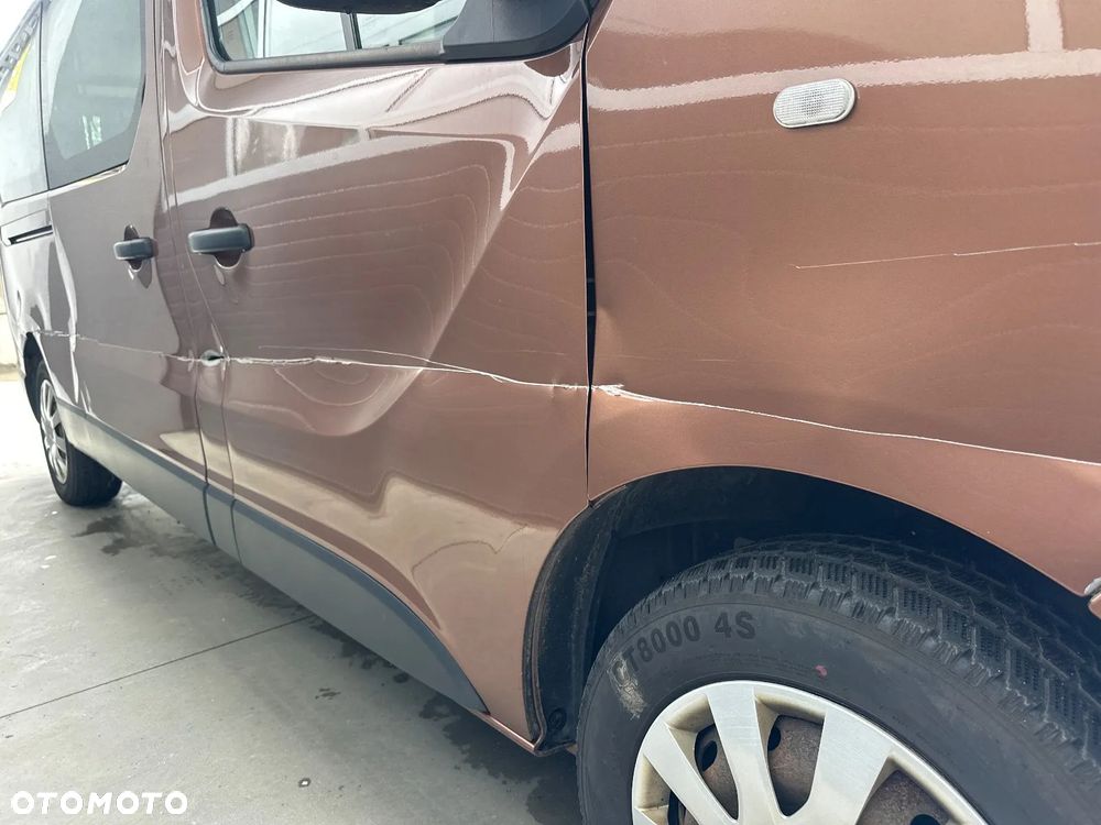 Renault Trafic - 12