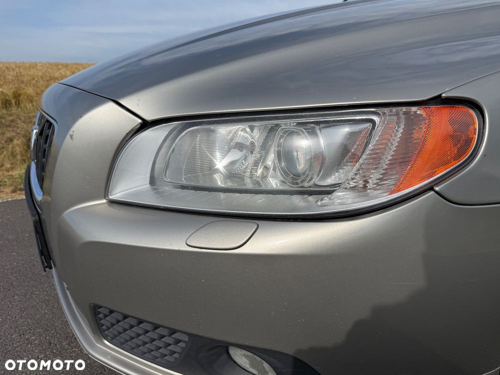 Volvo V70 2.0D Summum - 26