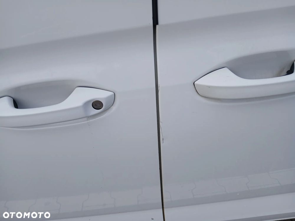 Volkswagen Caddy - 17