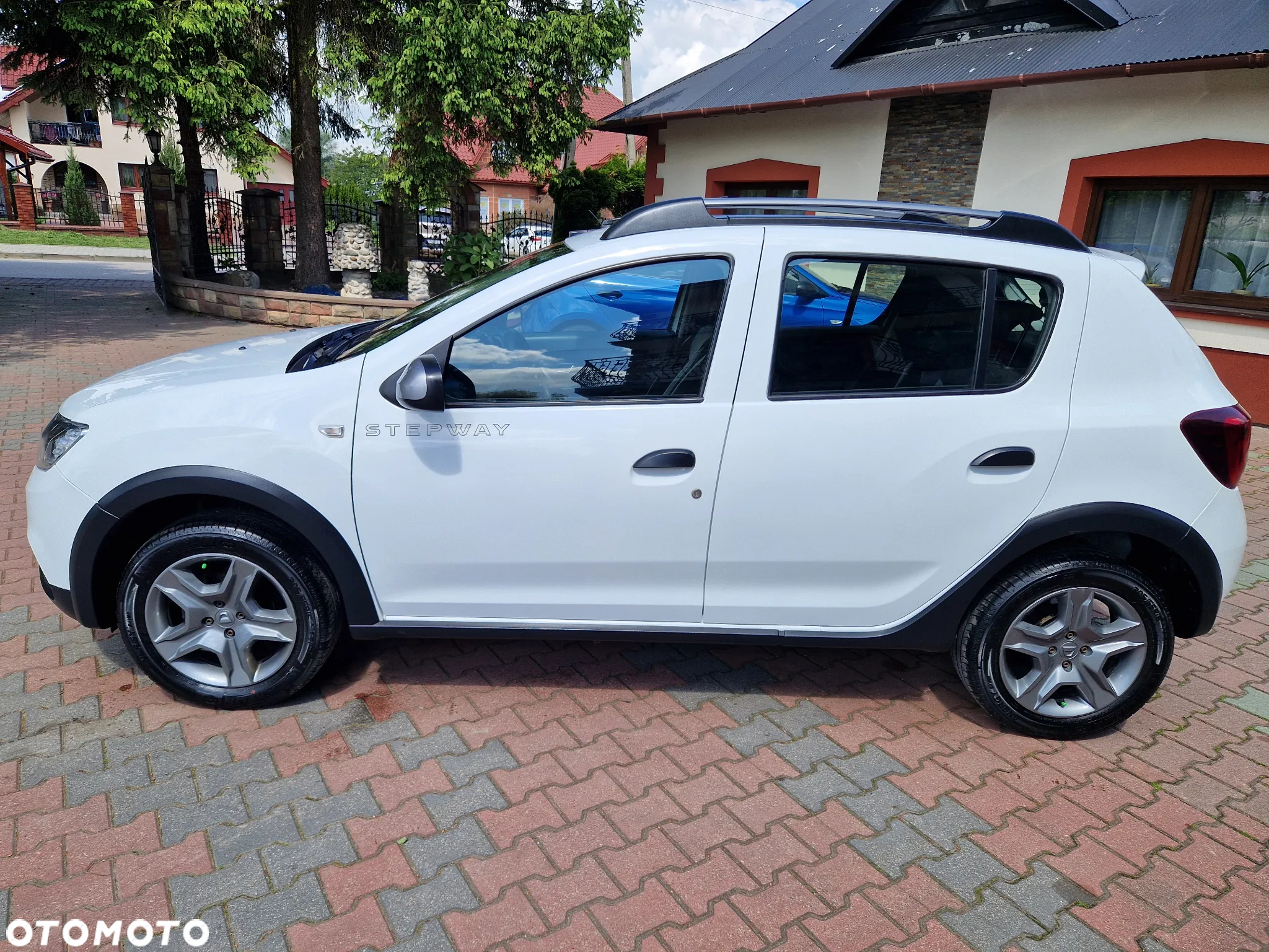 Dacia Sandero 0.9 TCe Laureate S&S - 33