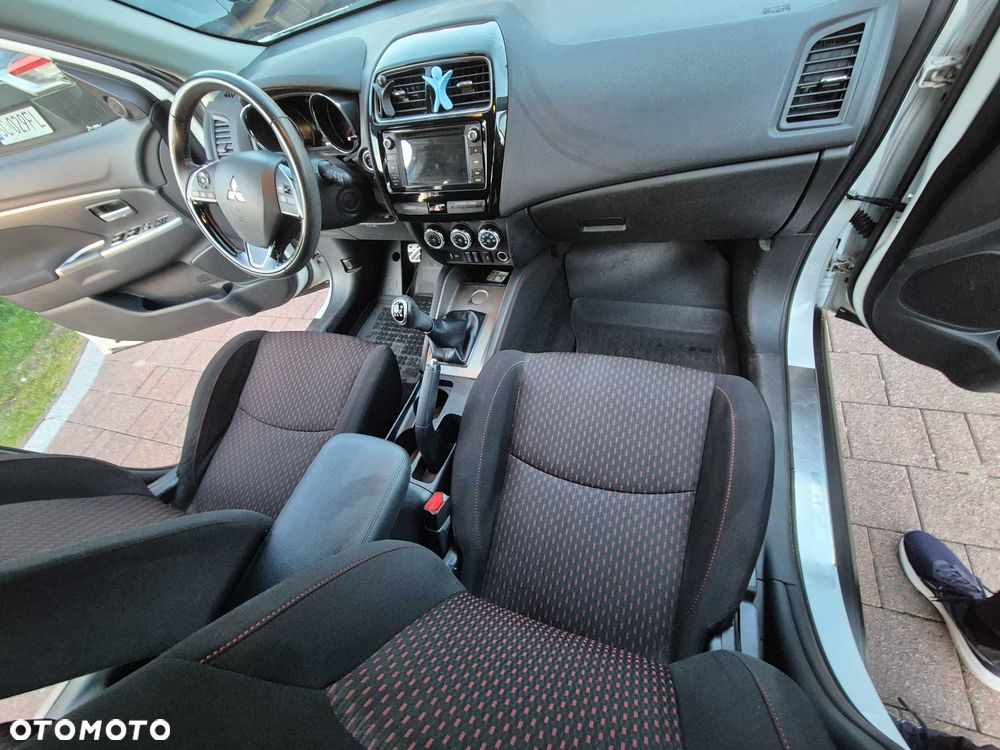 Mitsubishi ASX - 4