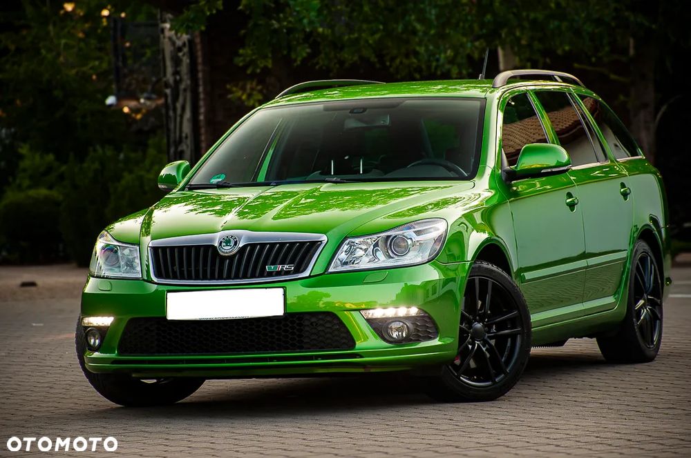 Skoda Octavia 2.0 TSI RS - 8