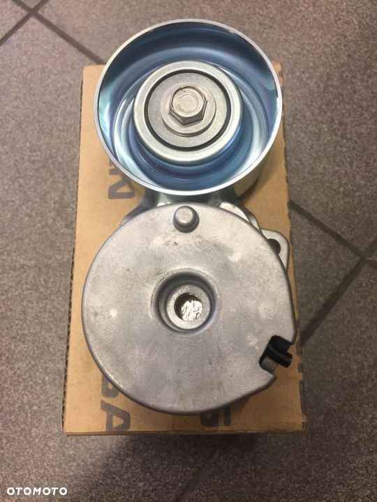 NISSAN TIDA ROLKA NAPINACZA PASKA KLINOWEGO NOWA - 1