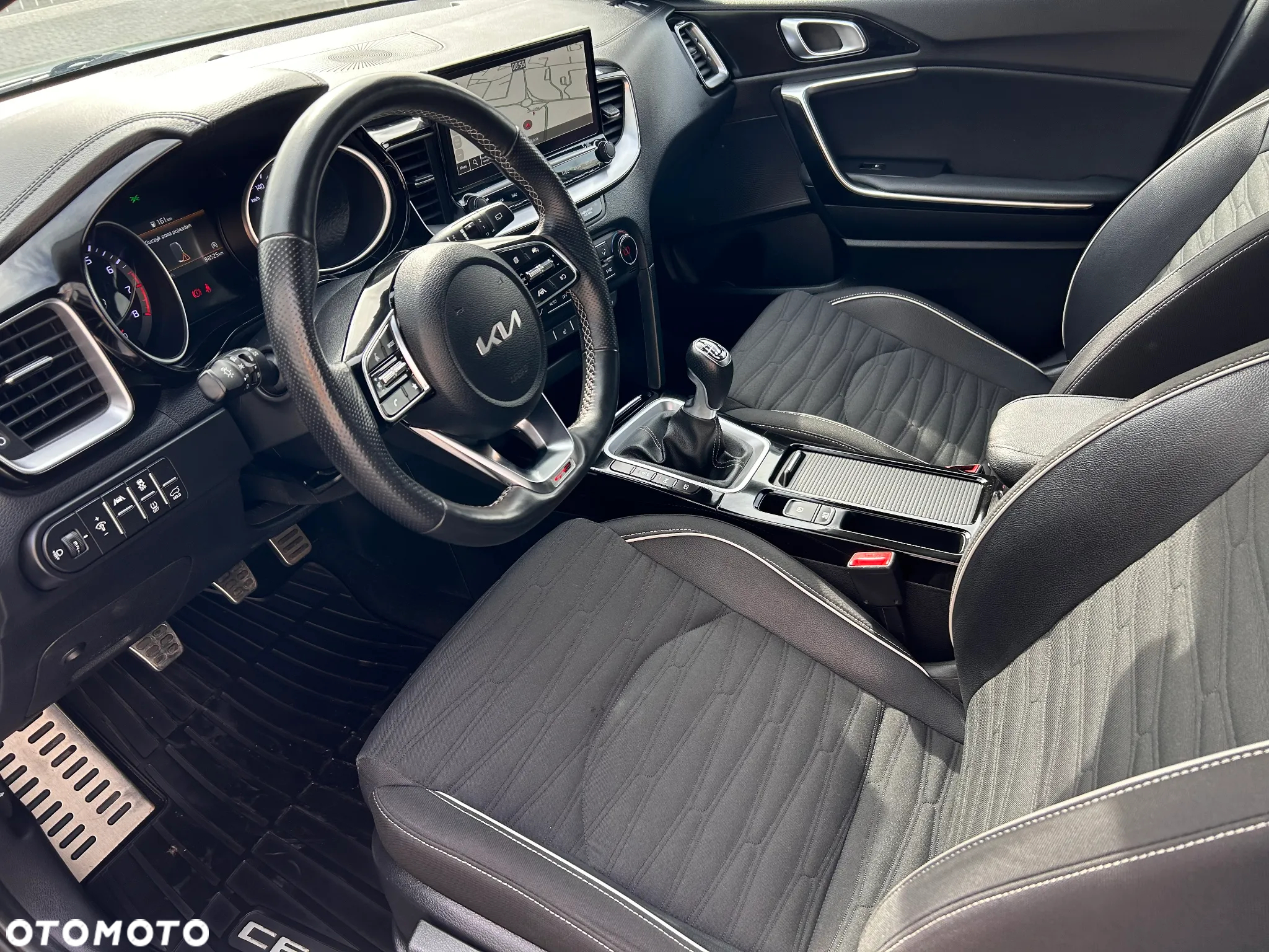 Kia ProCeed 1.5 T-GDI GT Line - 14