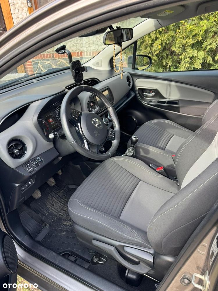 Toyota Yaris 1.5 Active - 10