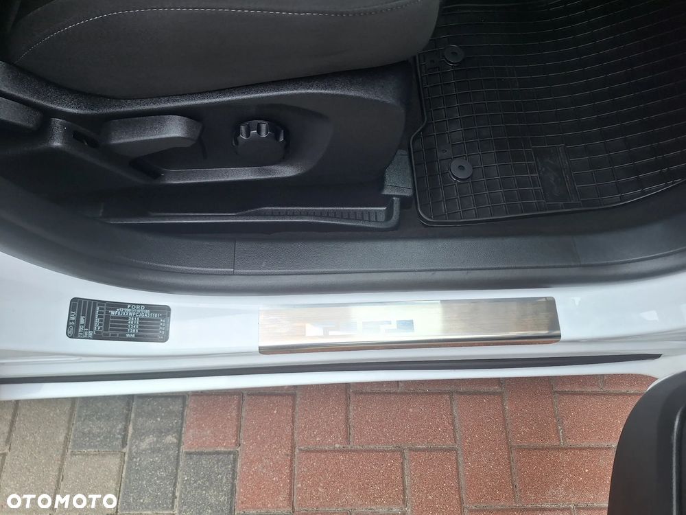 Ford S-Max - 35
