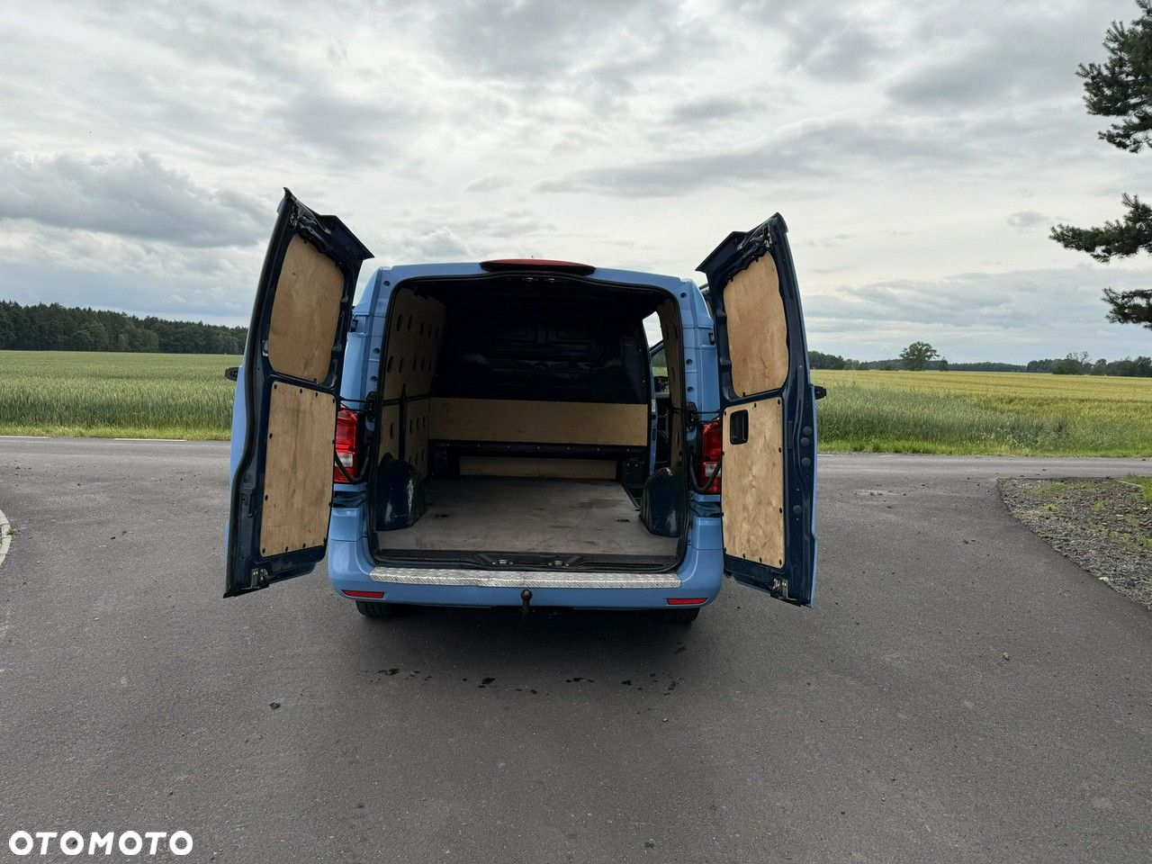 Mercedes-Benz Vito - 30