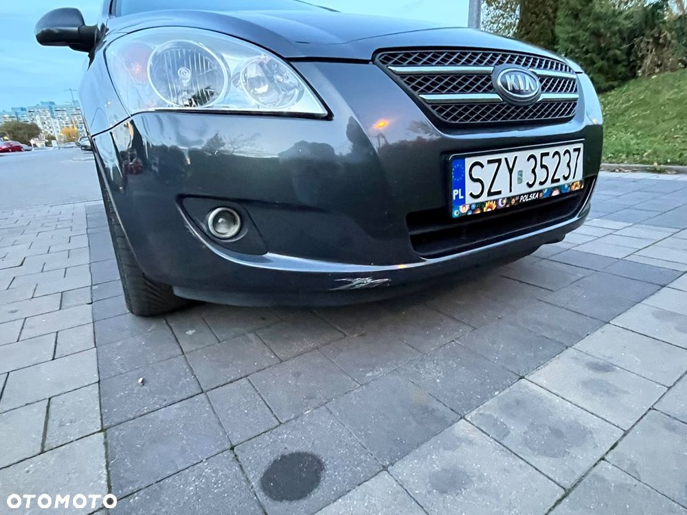 Kia Ceed 2008 photo 2
