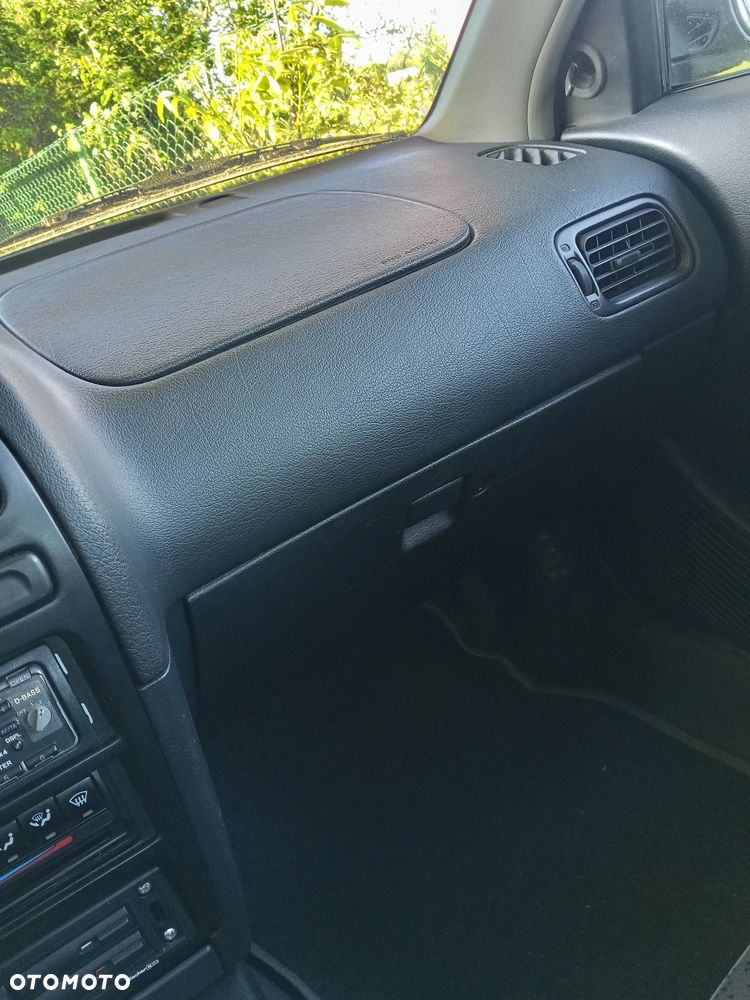 Nissan Primera - 8