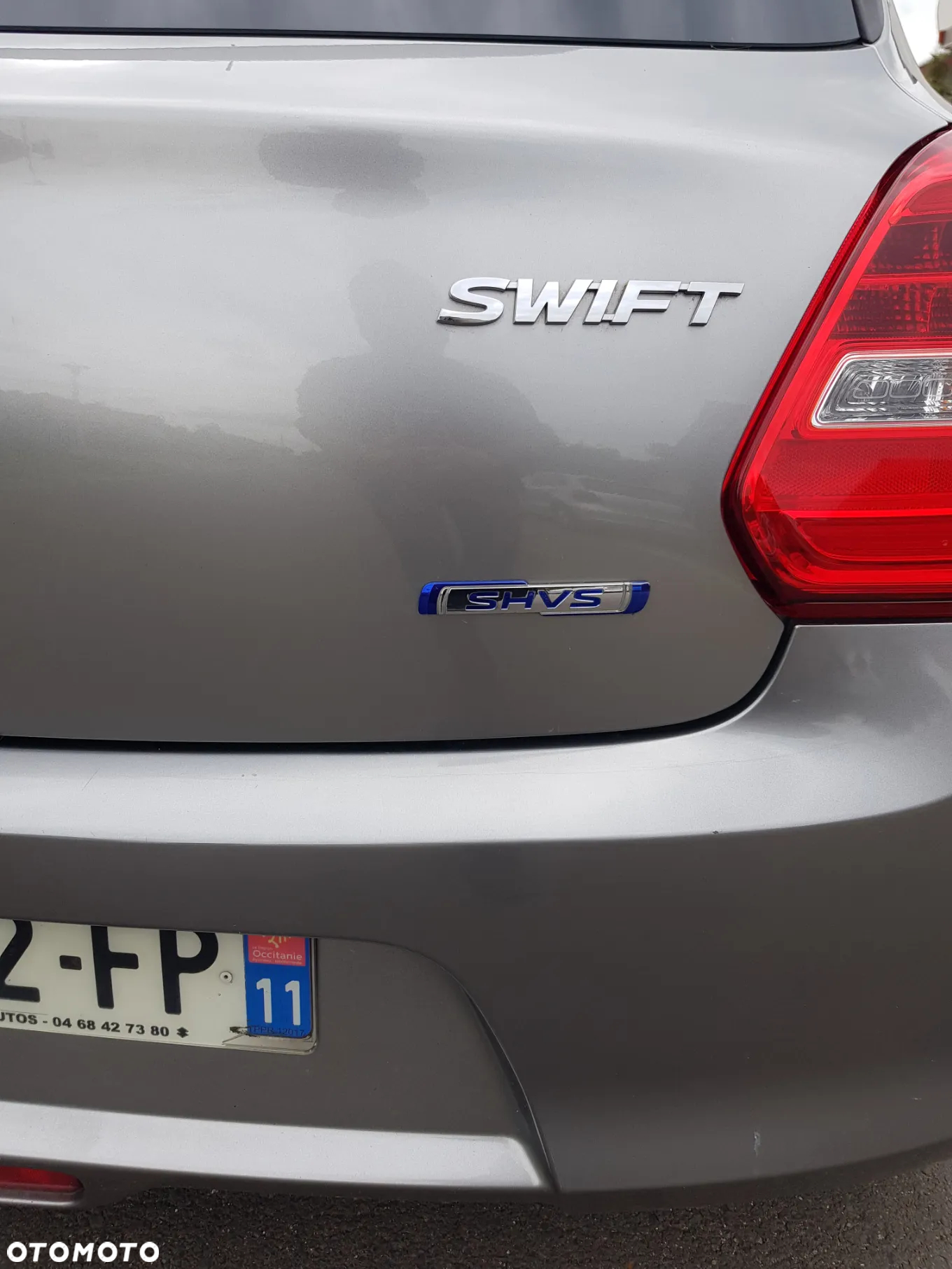 Suzuki Swift 1.0 T SVHS Elegance - 4