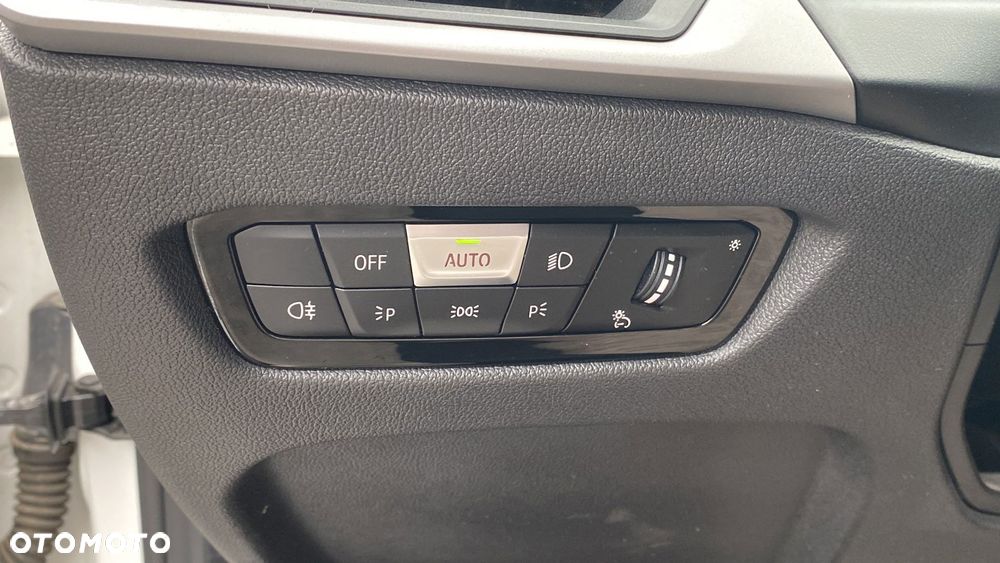 BMW Seria 3 - 22